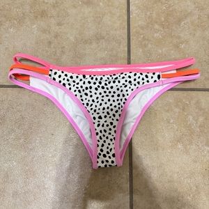 Victoria’s Secret bottoms